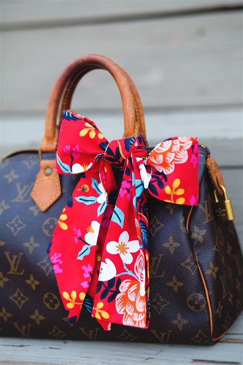 louis vuitton purse scarf women's